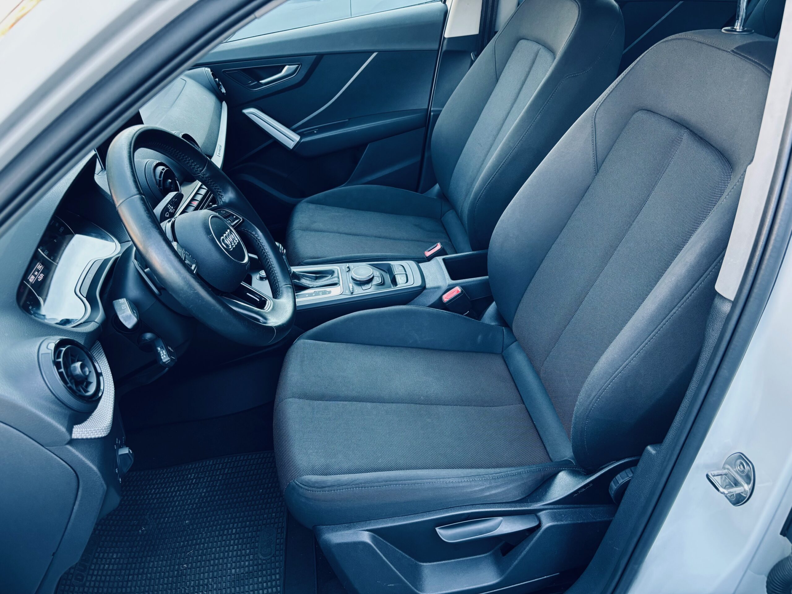 AUDI Q2 TDI QUATTRO S-Tronic
