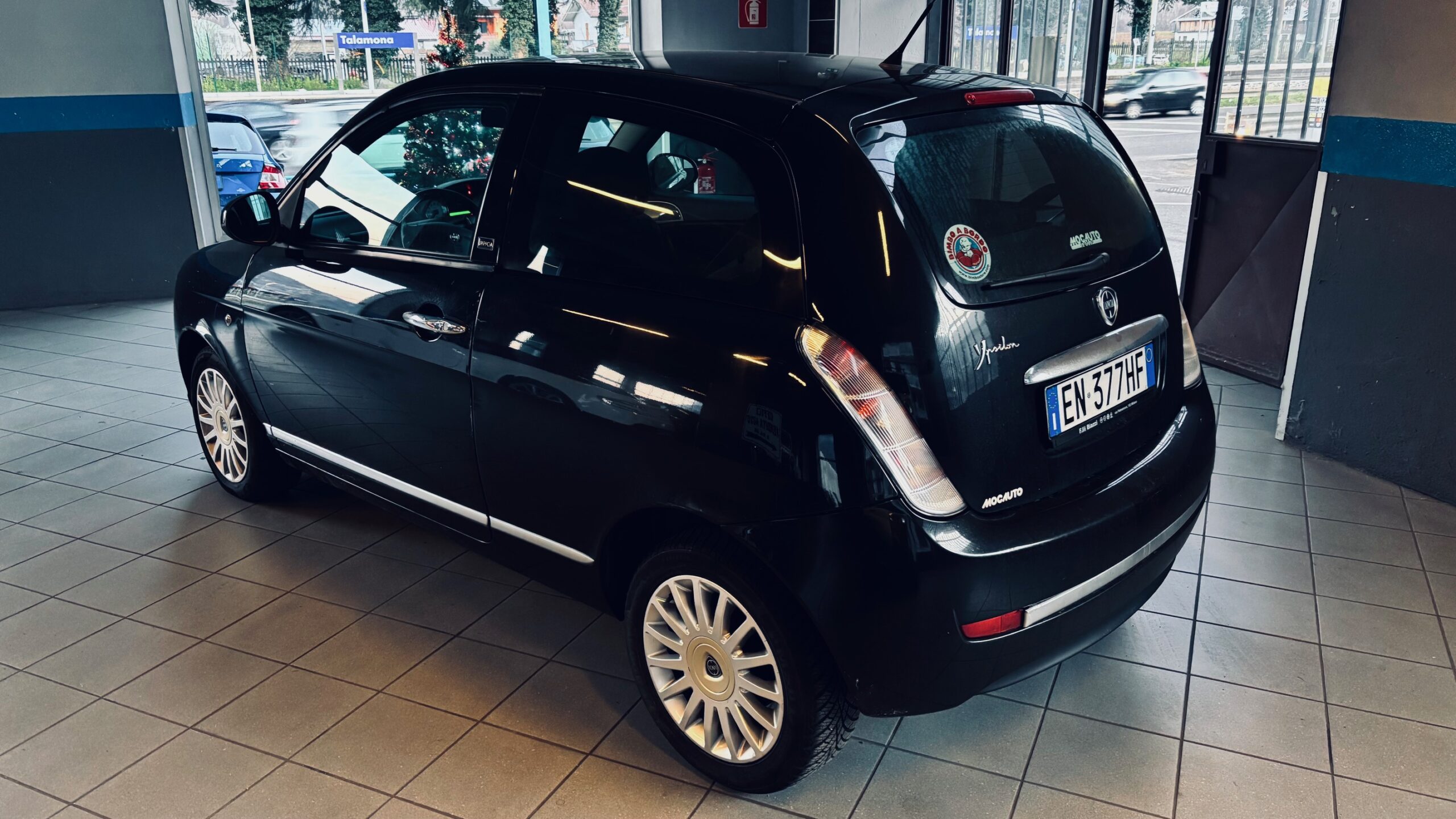 LANCIA YPSILON 1.3 Mtj unica