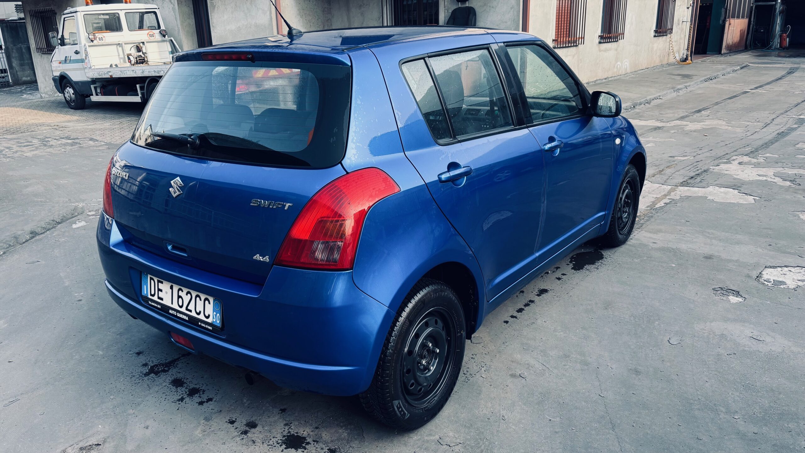 SUZUKI SWIFT 4X4