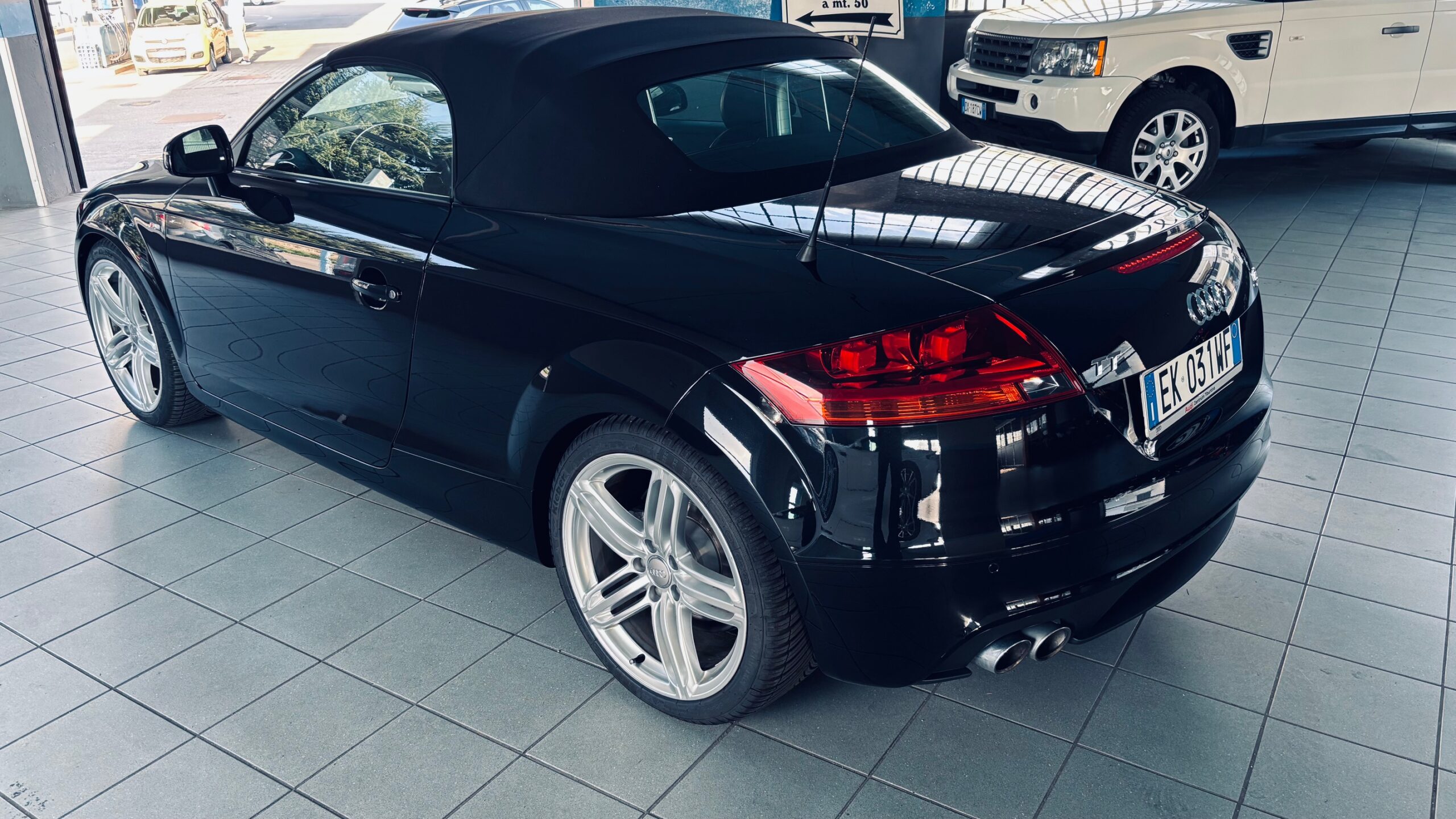 AUDI TT roadster quattro S-line