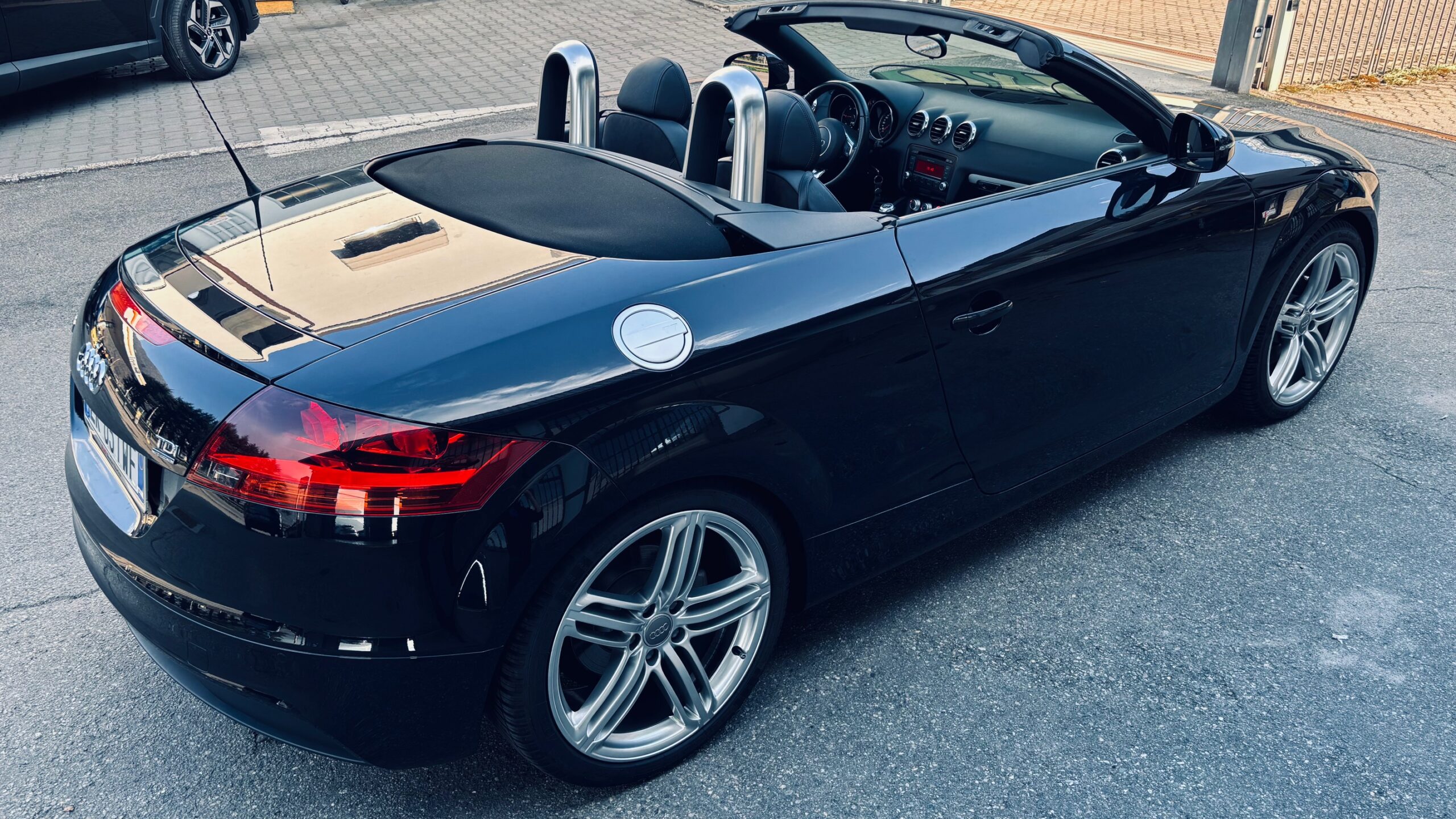 AUDI TT roadster quattro S-line