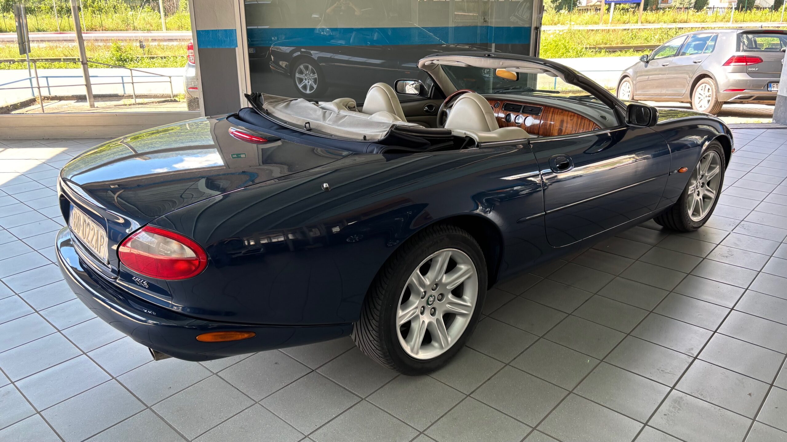 JAGUAR XK8 4.0 V8 CONVERTIBILE
