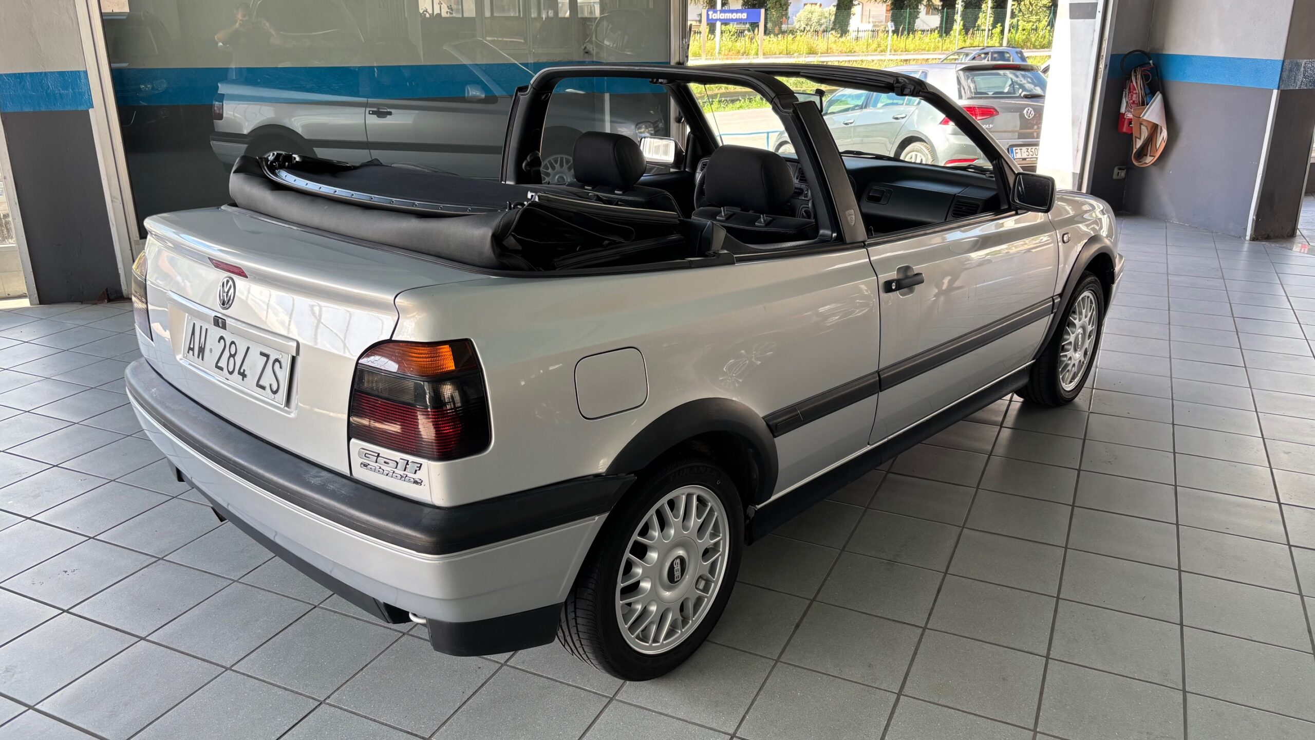 VW GOLF Cabriolet 1.6 Sport