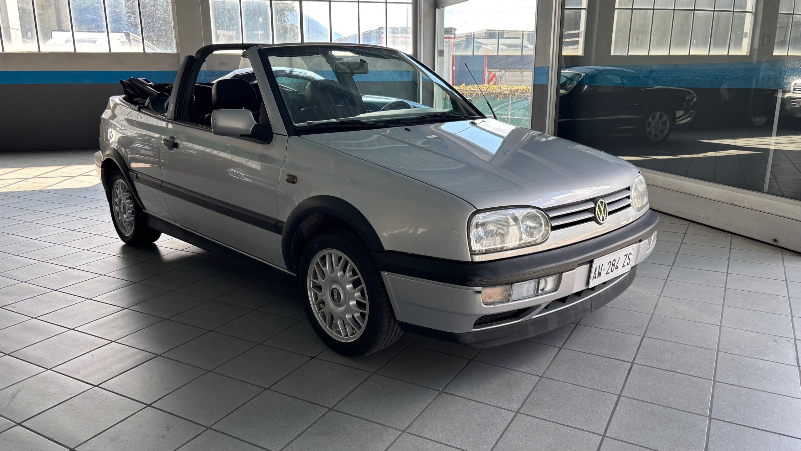 VW GOLF Cabriolet 1.6 Sport