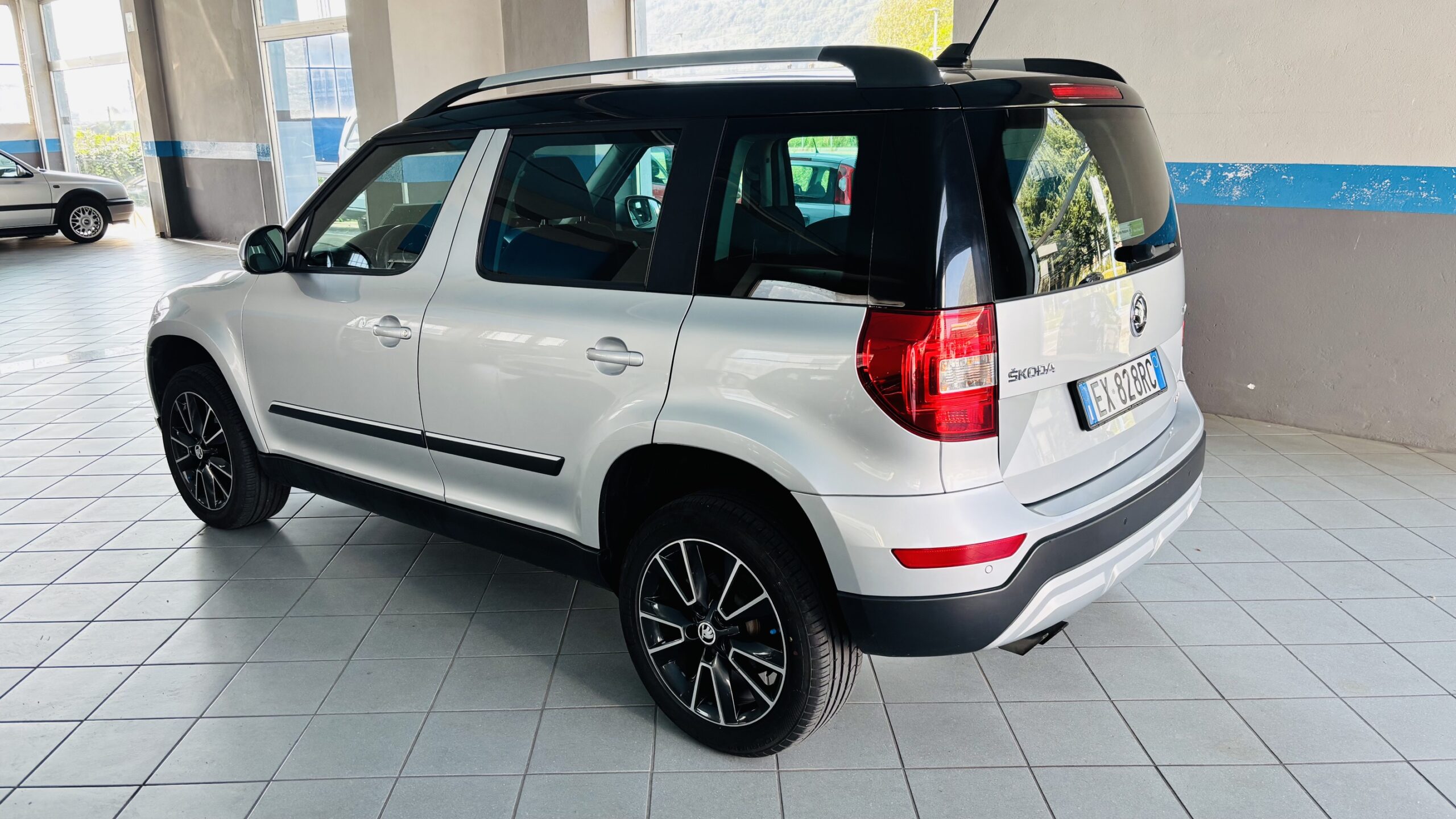 SKODA YETI 2.0 Tdi 170cv 4×4 DSG ELEGANCE