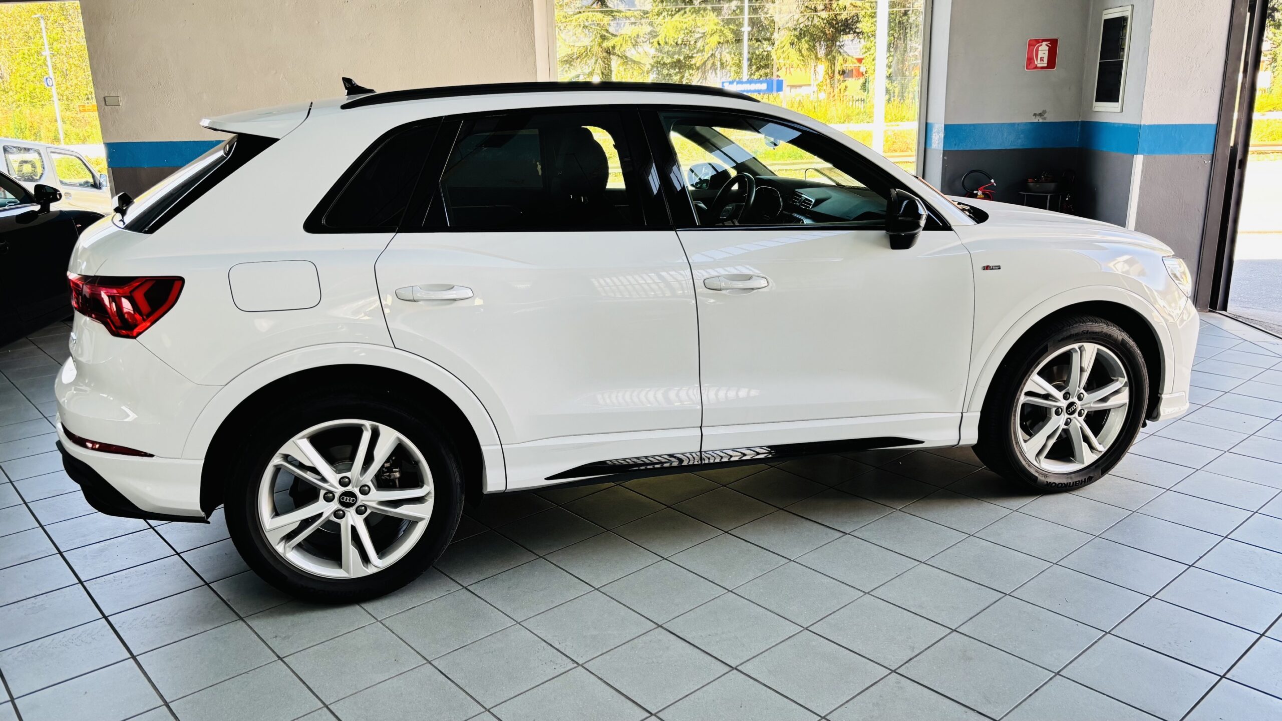 AUDI Q3 2.0 Tdi S-tronic quattro S-line