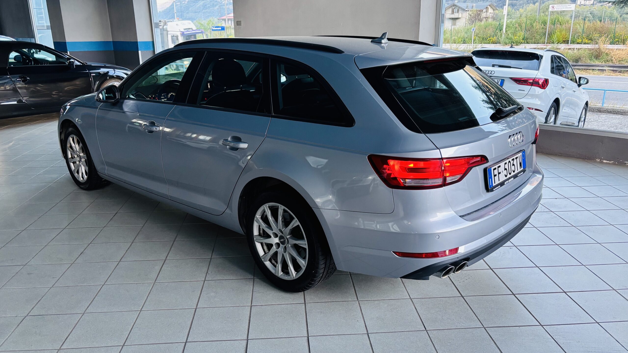 AUDI A4 Avant 2.0 Tdi Quattro S-tronic